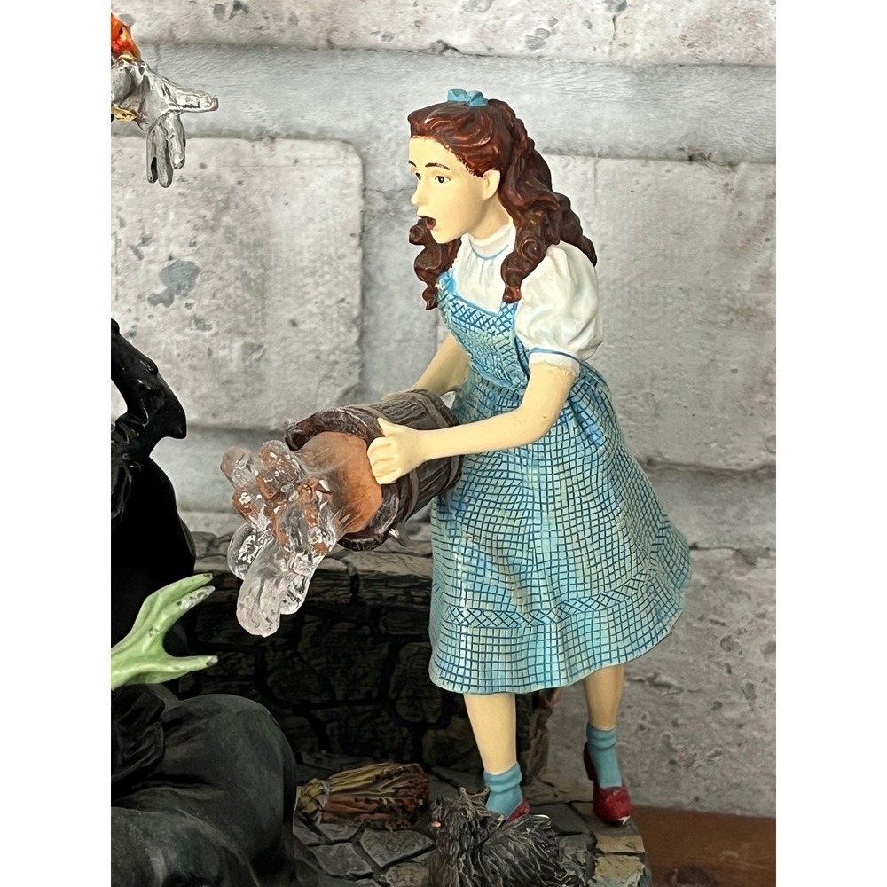 I'm Melting Wizard of Oz Collectible Figurine w Dorothy Scarecrow Wicked Witch - Picture 3 of 10